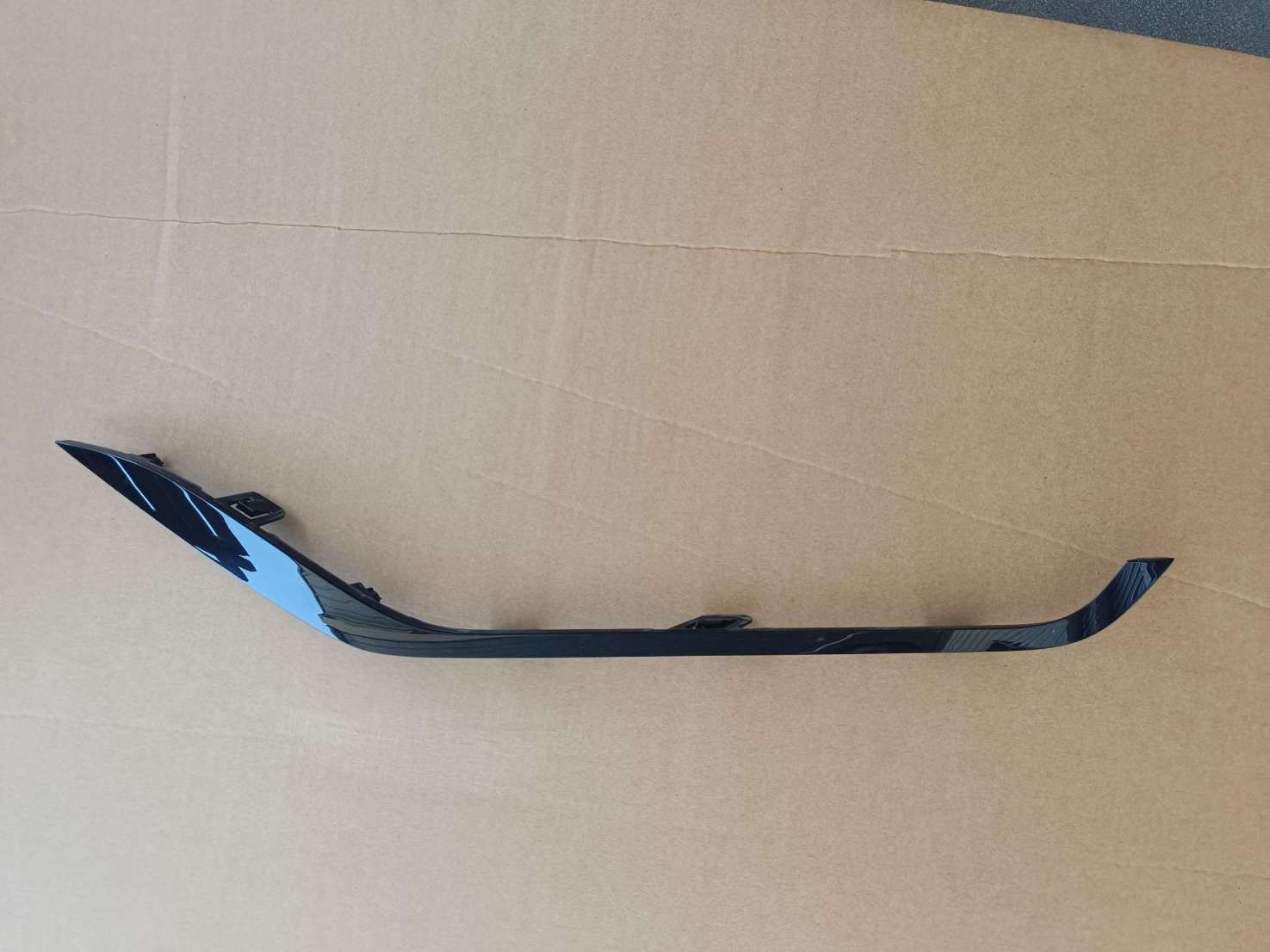 Front Bumper Left Front Center Position Lamp Trim Strip